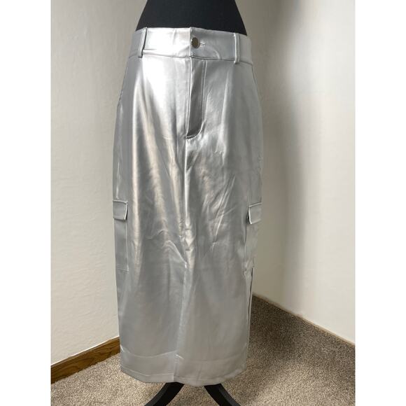 NWT Soho Apparel Women's Silver Cargo Chic Preppy Street Wear Maxi Skirt XL - Picture 1 of 11